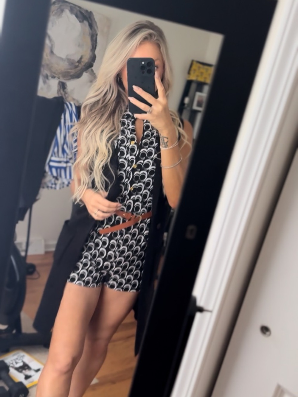 Fashion nova Sleeveless Black & White Patterned shorts romper one piece Small